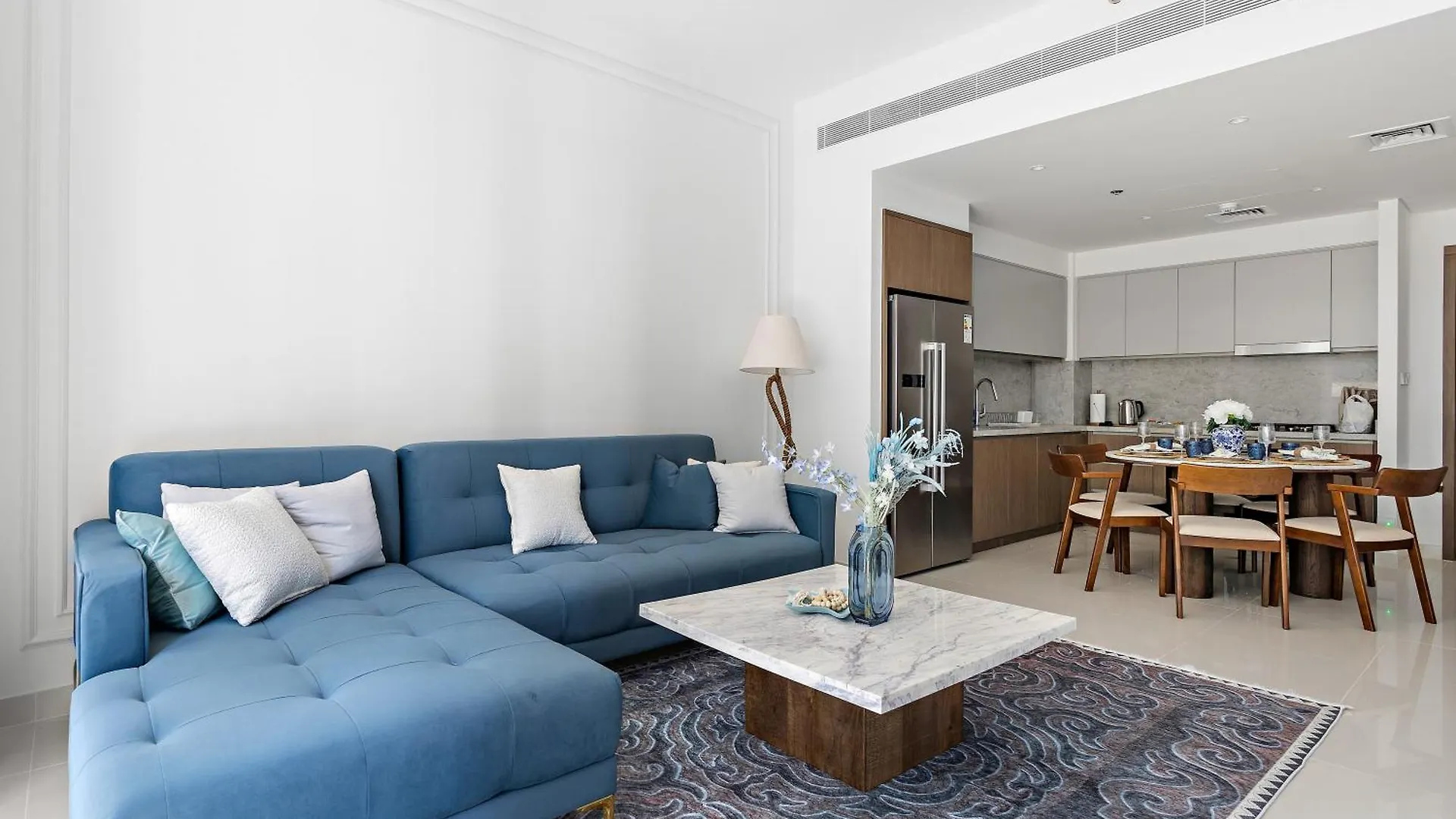 Luxury Stay Emaar Beachfront Beach Isle 1 Dubai