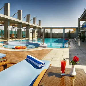Hotell Rose Park - Al Barsha, Opposite Metro Station, Dubai