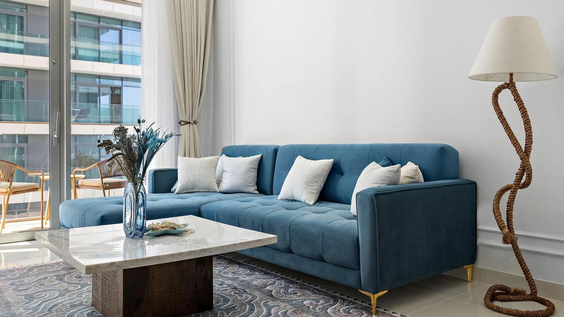Luxury Stay Emaar Beachfront Beach Isle 1 Dubai United Arab Emirates